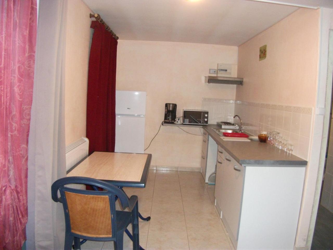 Hotel Restaurant De La Gare La Roche-Posay Dış mekan fotoğraf