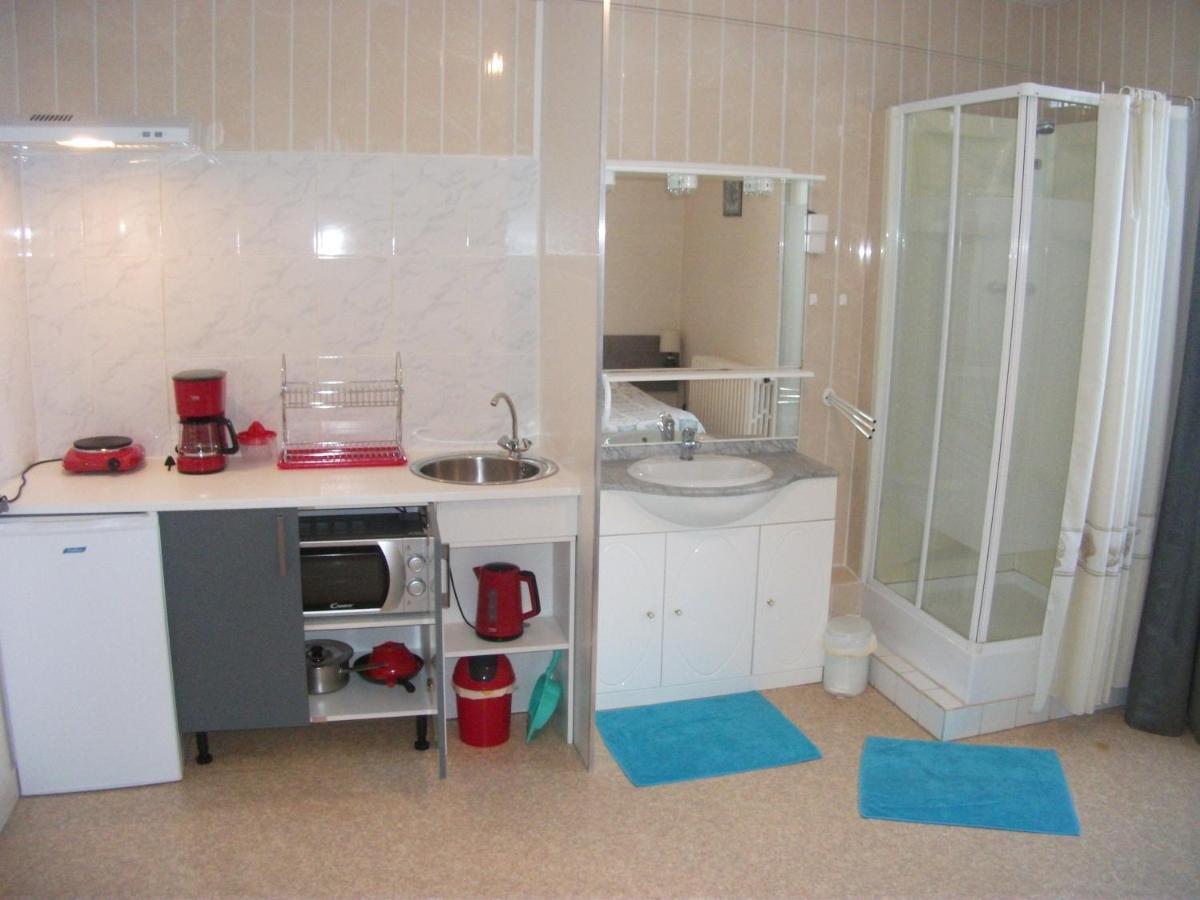 Hotel Restaurant De La Gare La Roche-Posay Dış mekan fotoğraf
